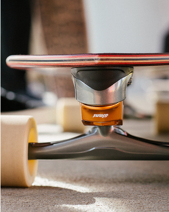 Skateboard Surfskate - Globe Thumpy Surf Skate - Storm Cats 30" - Official Globe Indonesia online store