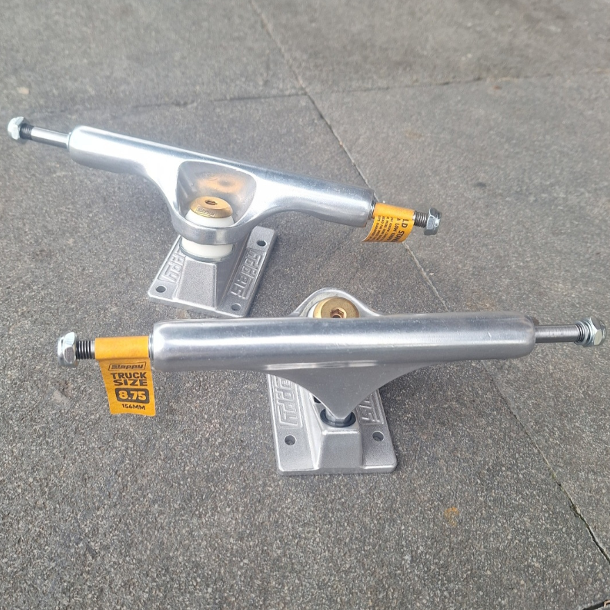 Skateboard Trucks Slappy ST1 Inverted Hollow Lights/Ultra Low Kingpin - Polished/Gold - 8.75" (set of 2 trucks)